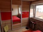 Ein Schlafzimmer lux design flat neben Mainsky Kloster