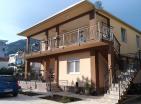 Neues 2-stöckiges Haus zum Verkauf in Bar, Bezirk Ilino in perfekter Lage