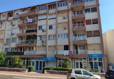 Zu verkaufen Wohnung Studio 33m2 im Zentrum von Tivat