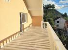 Neue 2 Zimmer 44m2 sonnige Wohnung in Kavaci im Dachgeschoss mit tollem 180 Panoramablick
