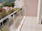 Wohnung zum Verkauf in Budva 48m2 mit Teilmeerblick und Altstadt