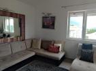 Penthouse in Tivat zum Verkauf mit Meerblick und lux Interieur