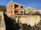Grundstück und Haus im Bau in Zagora, Kotor mit herrlichem Meerblick