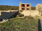 Grundstück und Haus im Bau in Zagora, Kotor mit herrlichem Meerblick