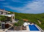 Lux Villa 150 m2 in Zagora mit Pool und Meerblick mit 812 m2 Grundstück