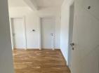 Sonnige Wohnung 62,5 m2 in Tivat in einem neuen Haus