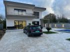 Neue Villa in Bar, Polje mit Pool und großem Grundstück