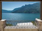 Ausverkauft : Luxusvilla in Risan mit Pool und privatem Bootsparkplatz