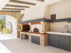 Ausverkauft : Luxusvilla in Risan mit Pool und privatem Bootsparkplatz