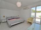 Familienvilla in Tivat, Češljar mit Pool und tollem Meerblick
