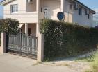 Geräumige Villa mit Bergblick und Garage im schönen Montenegro