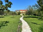 Abgeschiedenes Montenegro-Haus mit Pool, Obstgarten, Zugang zum Fluss