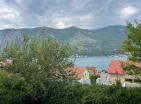 2-stöckiges Haus in Kotor, Dobrota mit Meerblick und Parkplatz