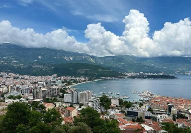 Wohnung in Budva