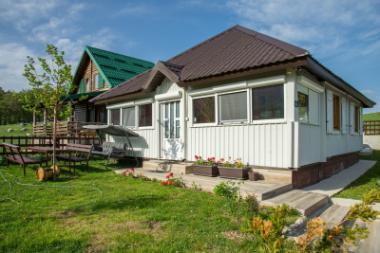 Charmantes Ferienhaus in Žabljak mit atemberaubendem Bergblick