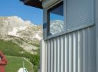 Charmantes Ferienhaus in Žabljak mit atemberaubendem Bergblick