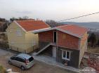 3-stöckiges Haus mit Berg-und Meerblick in rauer Ausführung in Sutomore