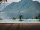 Luxuriöse 6-Zimmer-Villa in erster Linie mit Meerblick und Pool in Morinj, Kotor