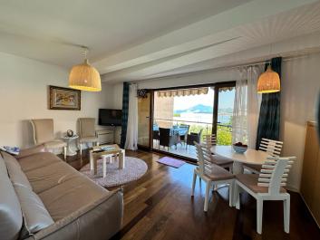 Atemberaubende 57 m2 große Wohnung mit Meerblick in Budva, 200 m vom Strand entfernt