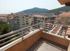 Atemberaubende Maisonette-Wohnung 47 m2 mit Meerblick in Budva, Montenegro