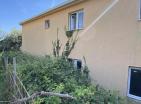 Geräumiges 6-Zimmer-Haus mit Berg-und Meerblick-Schnäppchenpreis
