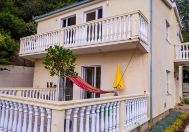 Haus zu verkaufen in Utjeha