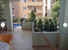 Große Wohnung 72 m2 in Budva mit 1 Schlafzimmer, 2 Terrassen und Pool in Lux House