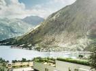 Luxuswohnungen in Residenz mit Meerblick neben Kotor, Montenegro