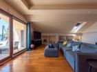 Riesiges Penthouse am Meer in Bechichi 235 m2 mit 3 Schlafzimmern