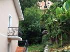 2-stöckiges Haus mit Meerblick zum Verkauf in der Bucht von Boka-Kotor