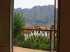 2-stöckiges Haus mit Meerblick zum Verkauf in der Bucht von Boka-Kotor