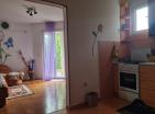 Meerblick-Wohnung 51 m2 in Petrovac, 250 m vom Strand entfernt