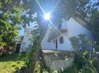 Elegantes 2-stöckiges Haus mit beeindruckendem Meerblick in Sutomore