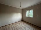 Neue luxuriöse 3-Zimmer-Wohnung von 79 m2 in Glavati mit Pool neben dem Jaz Beach