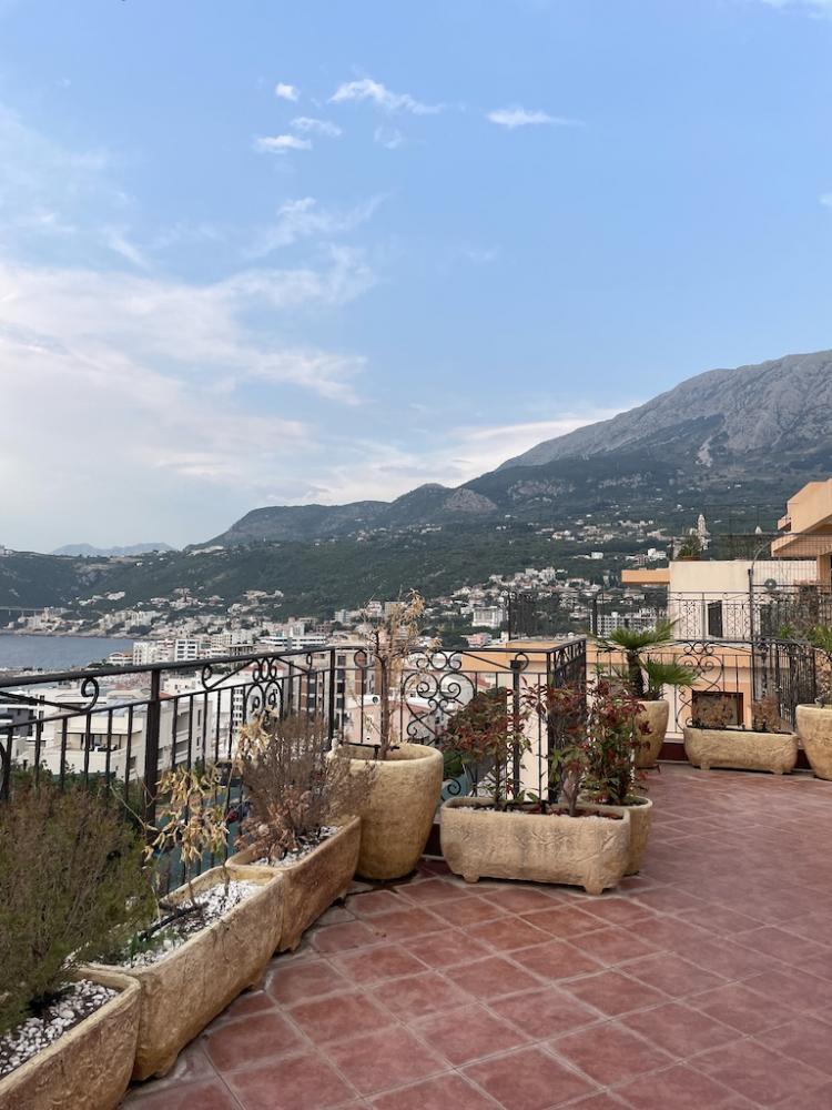 Luxuriöses Penthouse am Meer mit atemberaubendem Blick in Dobra Voda