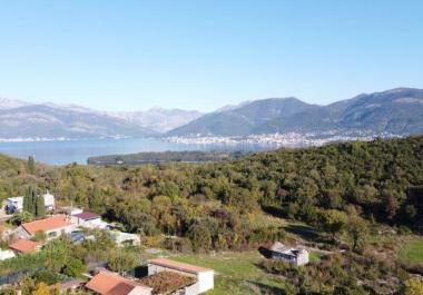 Grundstück 464 m2 in Bogišići zum Bau einer Villa mit Panoramablick auf das Meer