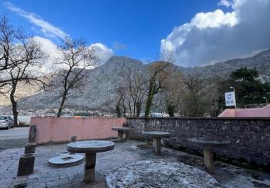  Immobilien in Kotor
