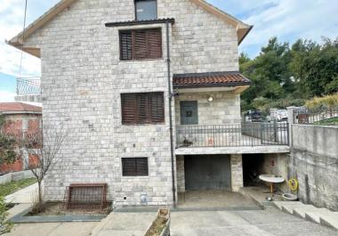 Haus zu verkaufen in Tivat