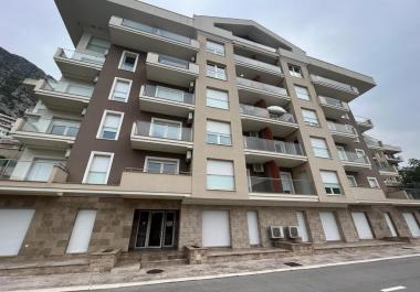 Wohnung kaufen in Dobrota