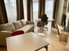 Luxuriöses 36 m2 großes Apartment mit Pool und Parkplatz in der Panorama Tivat Residence