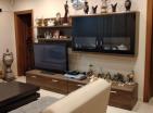 Exklusive 280 m2 große Doppelapartment-Villa in Sutomore