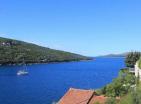 Apartment mit Meerblick und privater Yachtboje in Bigovo