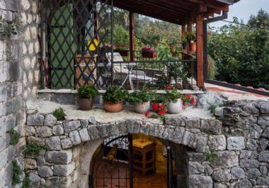 Villa in Sutomore