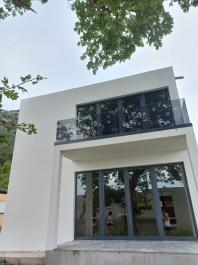 Atemberaubendes Haus mit Meerblick 143 m2 in Susanj, Bar, ideale Lage