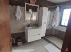 Luxuriöses 4-Zimmer-Haus in Bar mit privater Garage und Pavillon