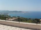 Luxuriöse 3-stöckige Villa 200 m2 in Bar City mit Pool und Panoramablick auf das Meer