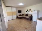 Malerisches 3-stöckiges Haus in Krašići mit Meerblick, 30 m vom Meer entfernt