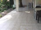 Malerisches 3-stöckiges Haus in Krašići mit Meerblick, 30 m vom Meer entfernt