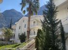 Traumhafte Strandwohnung in Kotor-Bay Residence in Risan mit Pool und Terrasse