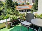 Moderne Meerblick-Wohnung 55 m2 in Becici mit großer Terrasse